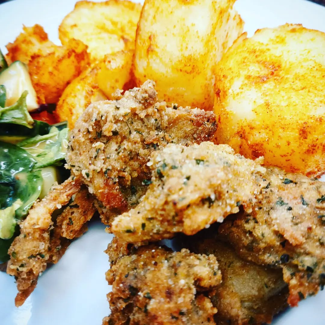 Vegan fried 'chicken' plate with potatoes and greens - Johannesburg catering